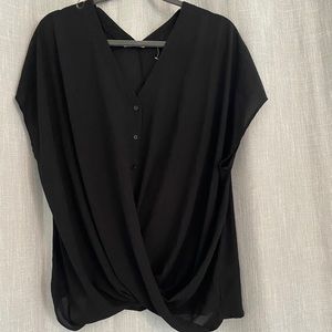 Super flattering black flowy blouse